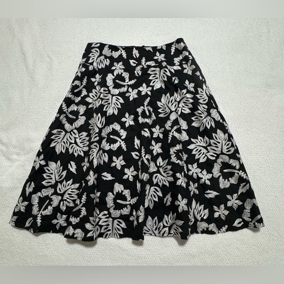 Lafayette 148 New York Size 8 Black Linen White Floral Embroidered A-Line Skirt - Picture 10 of 10